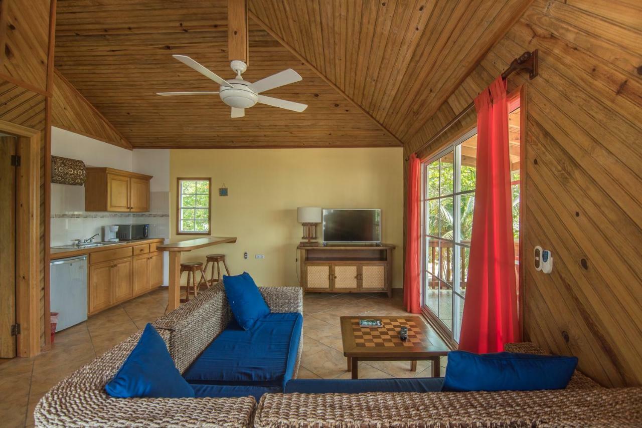 Wikkid Resort Dixon Cove Экстерьер фото